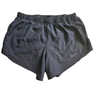 Women lined Nike Shorts
